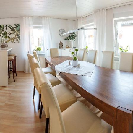 Wilhelm Appartements 100Qm Im Zentrum Brackenheim Naehe Tripsdrill Екстер'єр фото