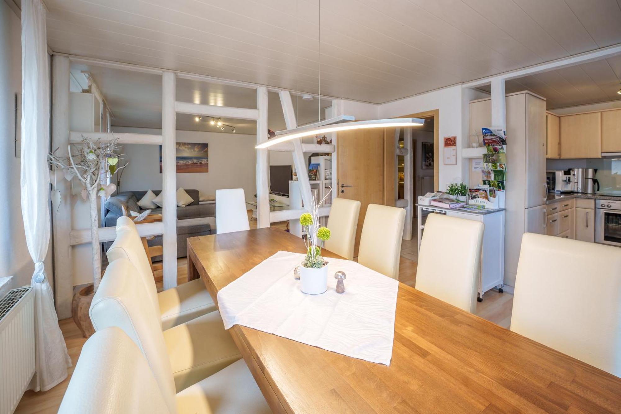 Wilhelm Appartements 100Qm Im Zentrum Brackenheim Naehe Tripsdrill Екстер'єр фото