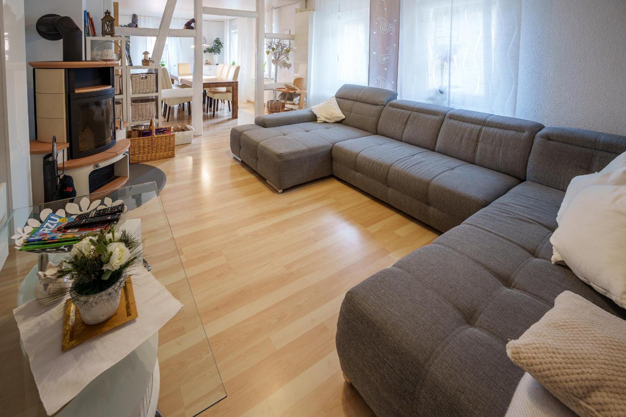 Wilhelm Appartements 100Qm Im Zentrum Brackenheim Naehe Tripsdrill Екстер'єр фото